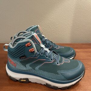 HOKA ONE ONE Hiking Boots Sky Toa Dragonfly/Aqua Haze Woman Size 7.5 Waterproof
